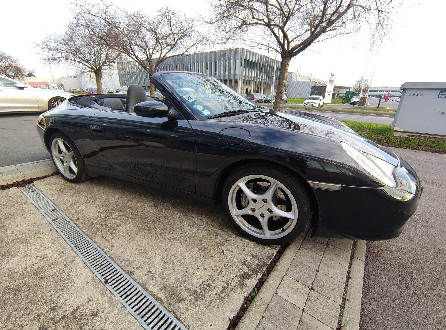 PORSCHE 911 CABRIOLET